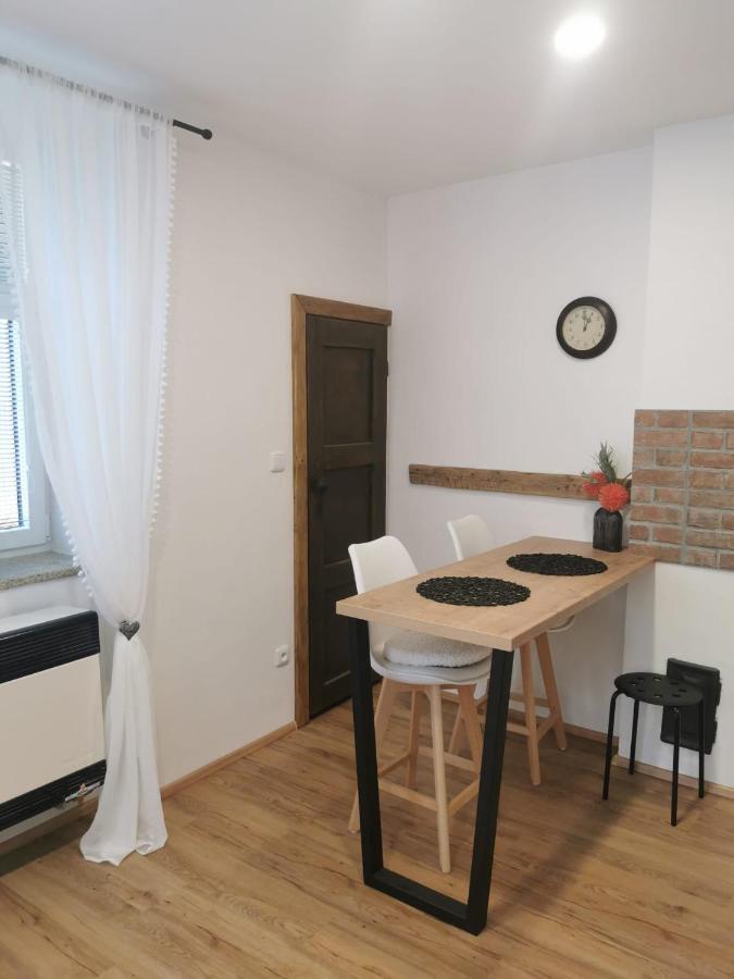 Apartman Antoninska ズノイモ エクステリア 写真