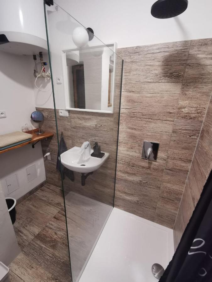 Apartman Antoninska ズノイモ エクステリア 写真