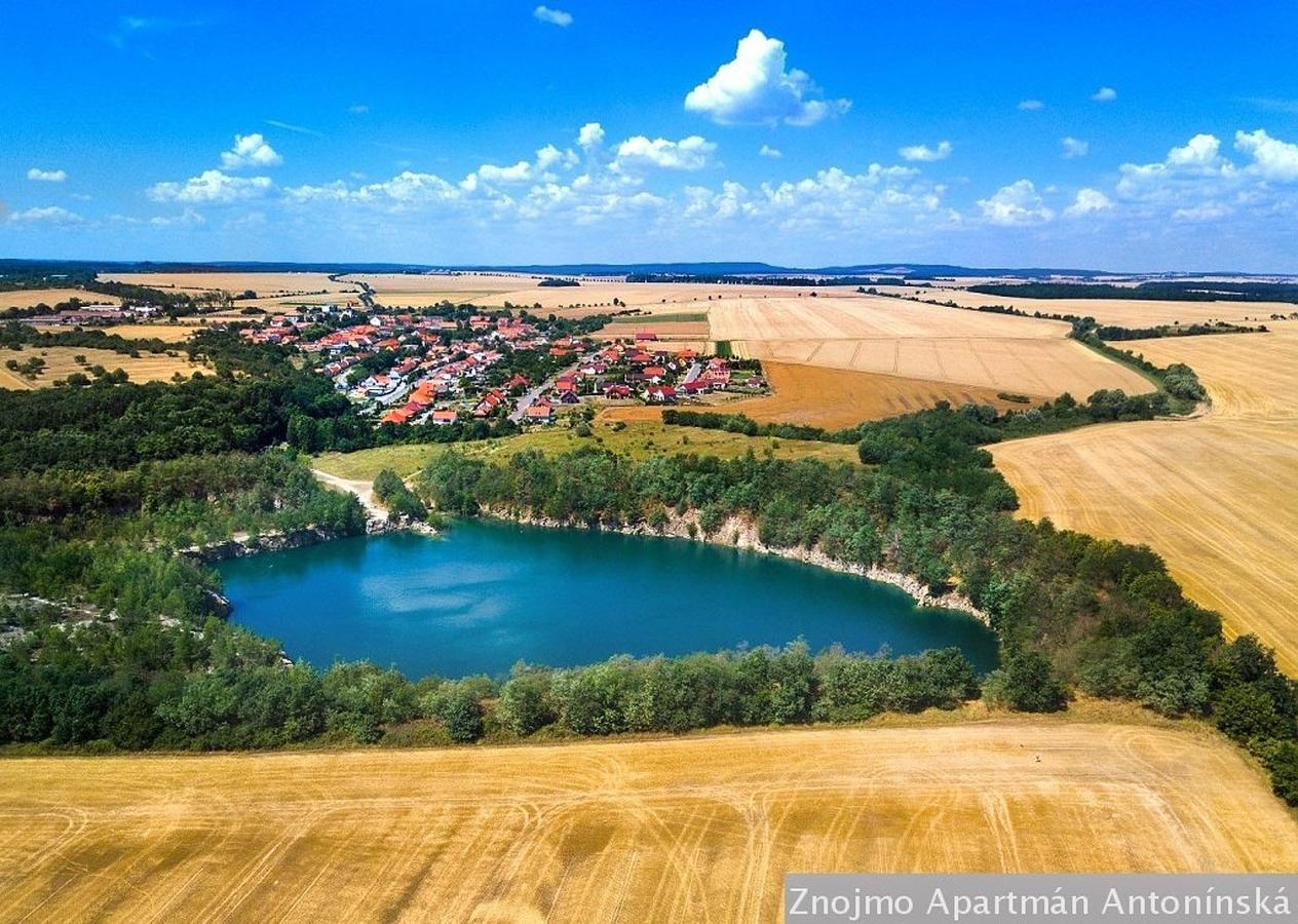 Apartman Antoninska ズノイモ エクステリア 写真